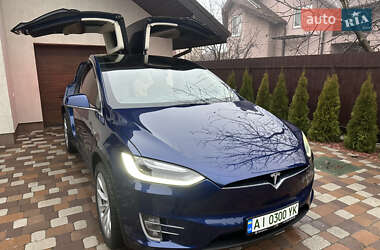 Позашляховик / Кросовер Tesla Model X 2016 в Києві