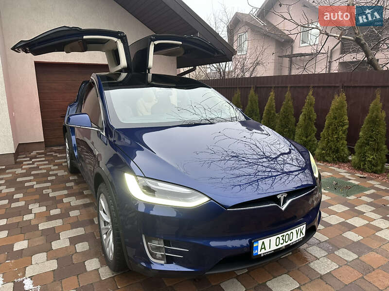 Tesla Model X 2016