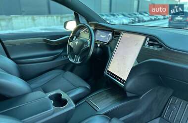 Позашляховик / Кросовер Tesla Model X 2016 в Львові