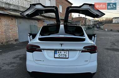 Tesla Model X 2018