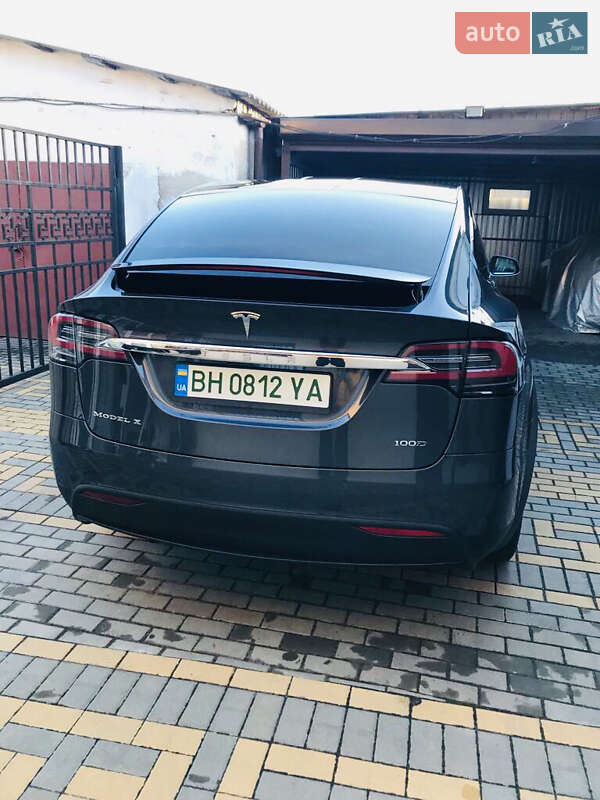 Позашляховик / Кросовер Tesla Model X 2018 в Одесі
