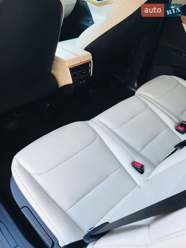 Позашляховик / Кросовер Tesla Model X 2018 в Одесі