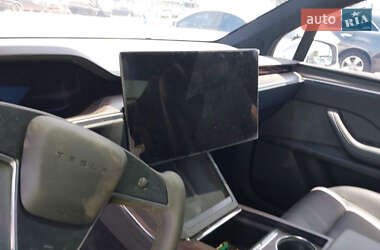Позашляховик / Кросовер Tesla Model X 2023 в 