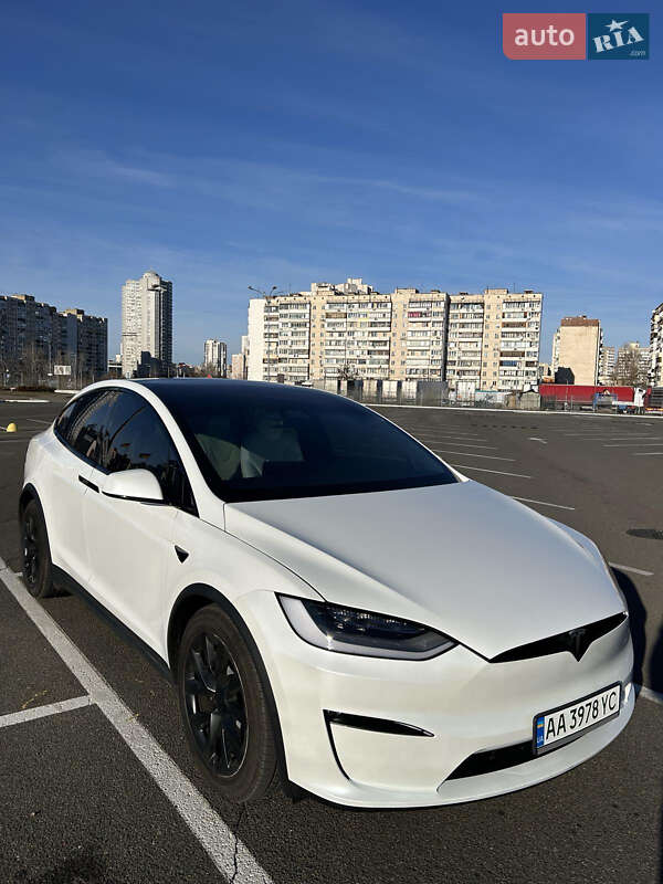 Внедорожник / Кроссовер Tesla Model X 2023 в 