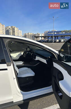 Внедорожник / Кроссовер Tesla Model X 2023 в 