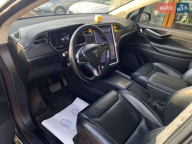 Позашляховик / Кросовер Tesla Model X 2018 в Житомирі