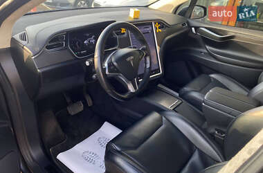 Позашляховик / Кросовер Tesla Model X 2018 в 
