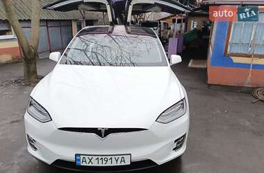Внедорожник / Кроссовер Tesla Model X 2017 в 