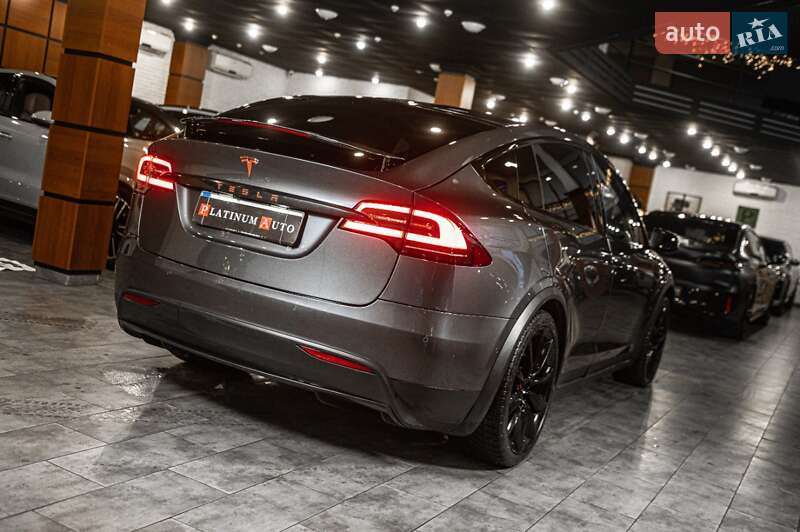 Позашляховик / Кросовер Tesla Model X 2019 в Одесі фото 15 Позашляховик / Кросовер Tesla Model X 2019 в Одесі