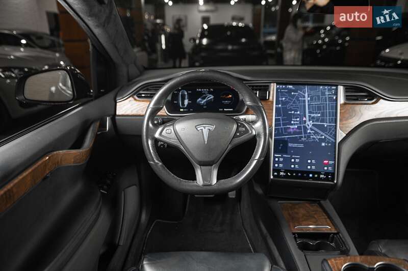 Позашляховик / Кросовер Tesla Model X 2019 в Одесі фото 28 Позашляховик / Кросовер Tesla Model X 2019 в Одесі