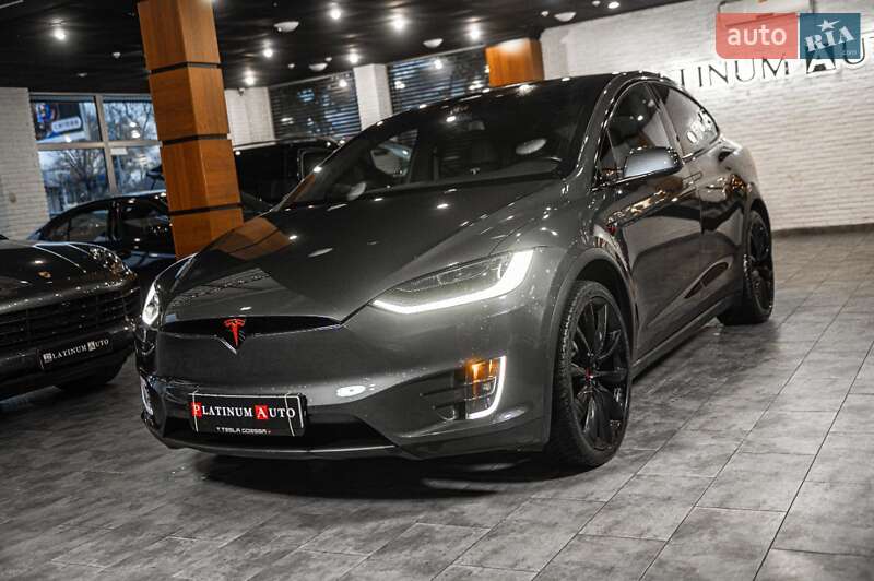 Позашляховик / Кросовер Tesla Model X 2019 в Одесі фото 59 Позашляховик / Кросовер Tesla Model X 2019 в Одесі