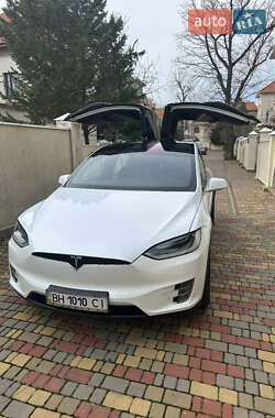 Tesla Model X 2018