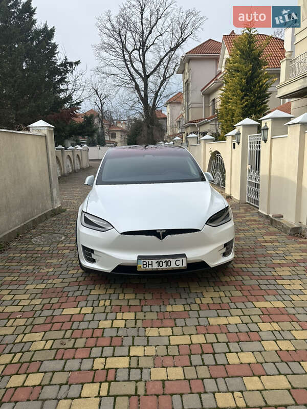 Позашляховик / Кросовер Tesla Model X 2018 в Одесі