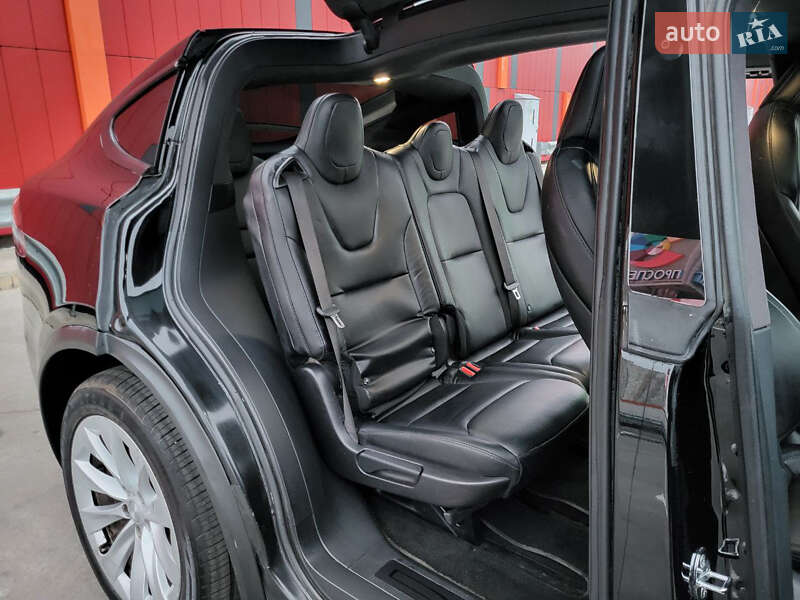 Позашляховик / Кросовер Tesla Model X 2020 в Києві
