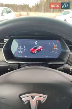 Внедорожник / Кроссовер Tesla Model X 2018 в 