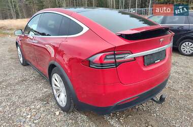 Внедорожник / Кроссовер Tesla Model X 2018 в 