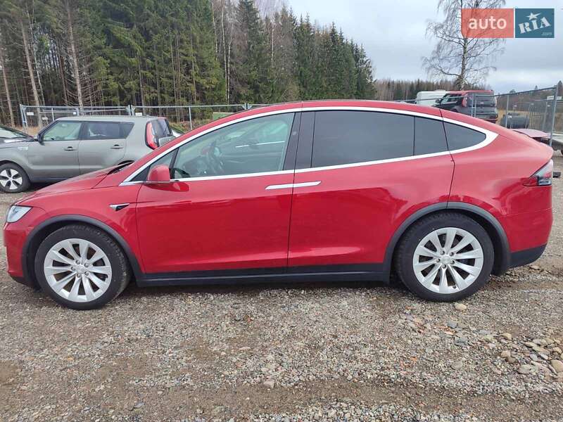Позашляховик / Кросовер Tesla Model X 2018 в Кропивницькому