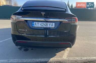 Позашляховик / Кросовер Tesla Model X 2017 в Івано-Франківську