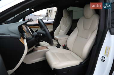 Внедорожник / Кроссовер Tesla Model X 2020 в 