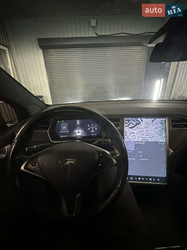 Позашляховик / Кросовер Tesla Model X 2016 в Дніпрі фото 12 Позашляховик / Кросовер Tesla Model X 2016 в Дніпрі