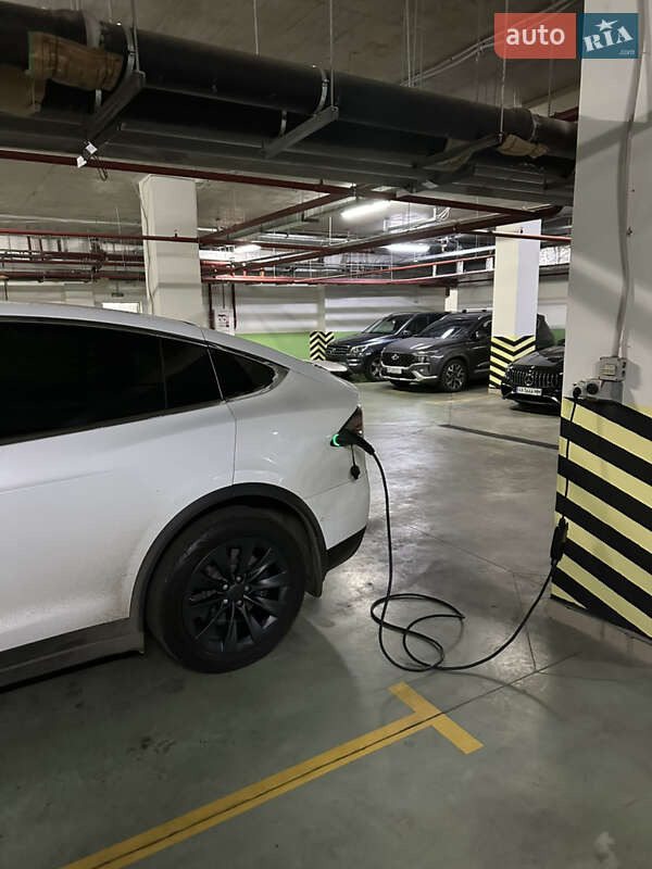 Позашляховик / Кросовер Tesla Model X 2018 в Одесі