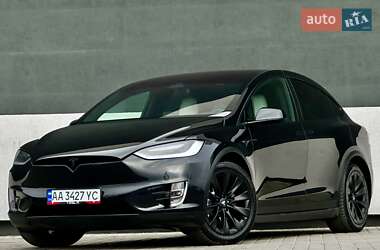 Позашляховик / Кросовер Tesla Model X 2017 в Тернополі