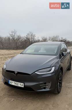 Позашляховик / Кросовер Tesla Model X 2018 в 
