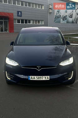 Внедорожник / Кроссовер Tesla Model X 2016 в 