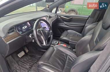Внедорожник / Кроссовер Tesla Model X 2016 в 