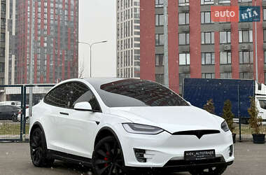 Tesla Model X 2020