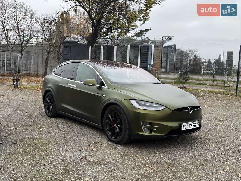 Внедорожник / Кроссовер Tesla Model X 2020 в Киеве