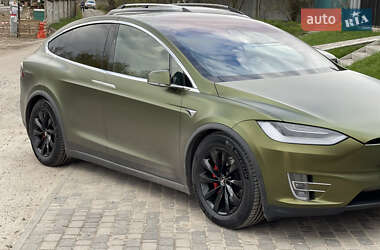 Позашляховик / Кросовер Tesla Model X 2020 в 