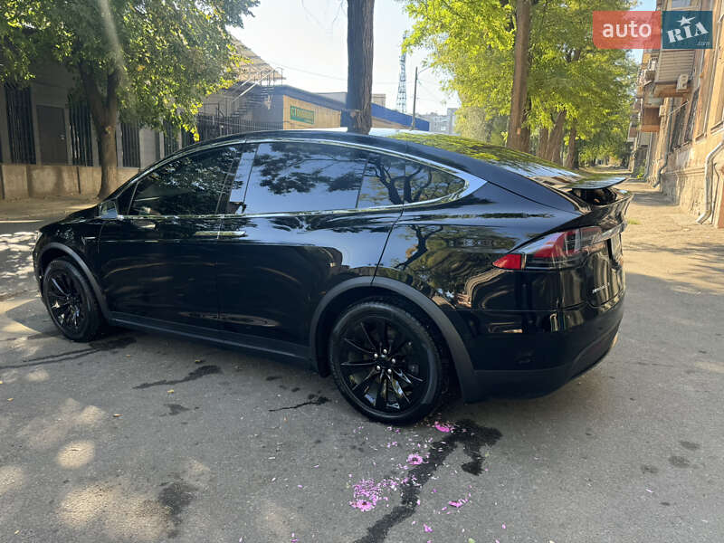 Внедорожник / Кроссовер Tesla Model X 2018 в Днепре