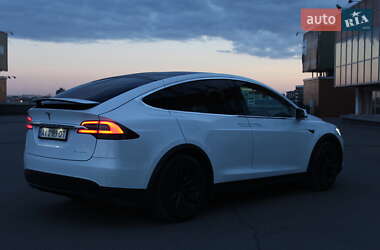 Позашляховик / Кросовер Tesla Model X 2019 в Києві