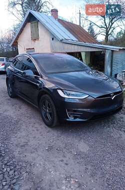 Tesla Model X 2016