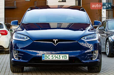 Позашляховик / Кросовер Tesla Model X 2019 в 