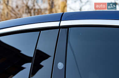 Позашляховик / Кросовер Tesla Model X 2019 в 