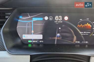 Внедорожник / Кроссовер Tesla Model X 2018 в 