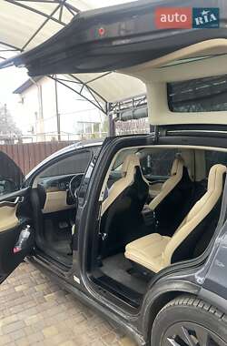 Внедорожник / Кроссовер Tesla Model X 2016 в 
