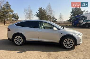 Внедорожник / Кроссовер Tesla Model X 2018 в 