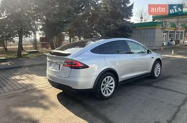 Внедорожник / Кроссовер Tesla Model X 2018 в 