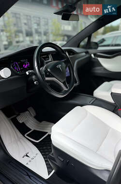 Внедорожник / Кроссовер Tesla Model X 2019 в Киеве