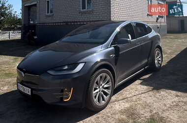 Внедорожник / Кроссовер Tesla Model X 2019 в Киеве
