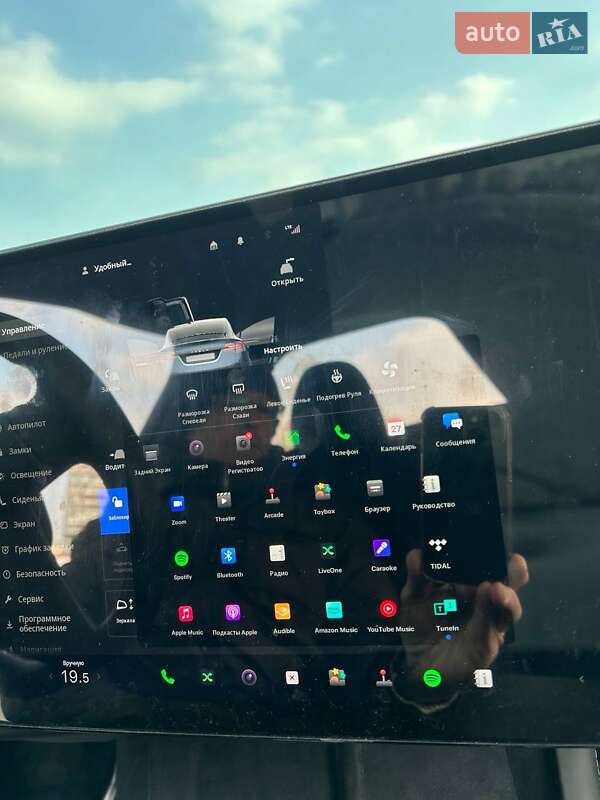 Позашляховик / Кросовер Tesla Model X 2024 в Києві фото 8 Позашляховик / Кросовер Tesla Model X 2024 в Києві