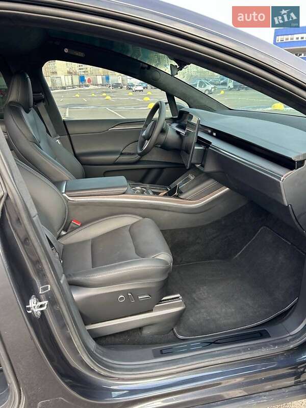 Позашляховик / Кросовер Tesla Model X 2024 в Києві фото 21 Позашляховик / Кросовер Tesla Model X 2024 в Києві