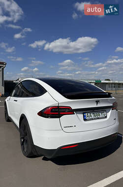 Внедорожник / Кроссовер Tesla Model X 2016 в 