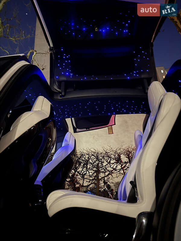 Внедорожник / Кроссовер Tesla Model X 2016 в Киеве