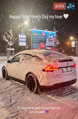 Внедорожник / Кроссовер Tesla Model X 2016 в 