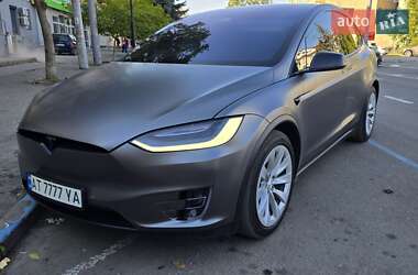 Внедорожник / Кроссовер Tesla Model X 2018 в 