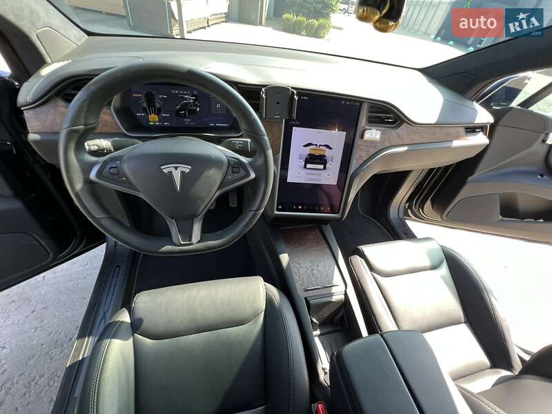 Позашляховик / Кросовер Tesla Model X 2020 в Києві